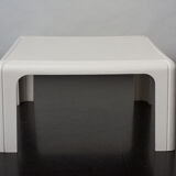 Kartell coffee table 4894 designed by Gae Aulenti, 1974