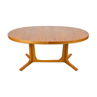 Vintage oval table in elm edition Baumann 1970