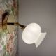 Applique globe vintage en opaline blanche