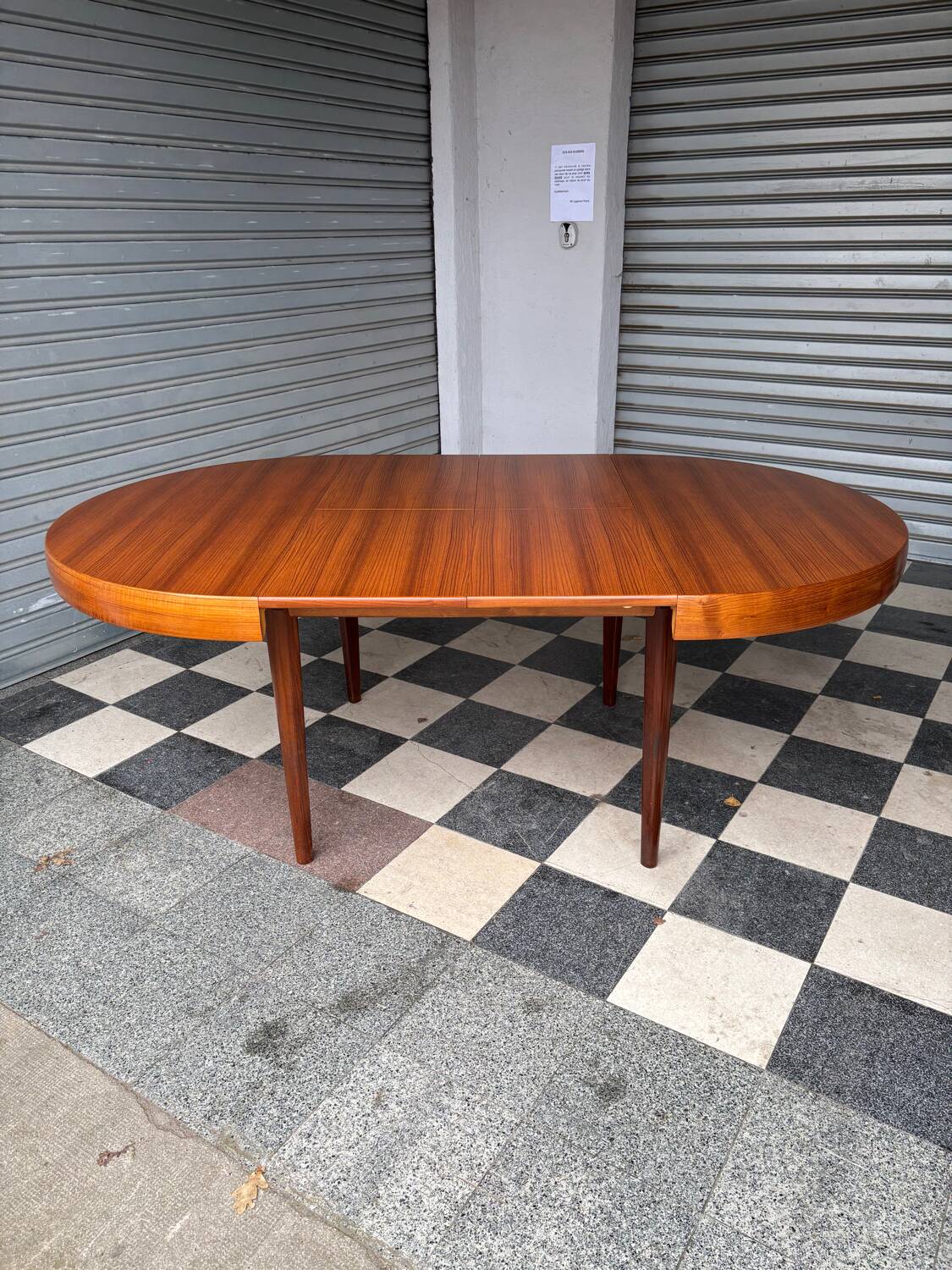 Table extensible en teck vintage