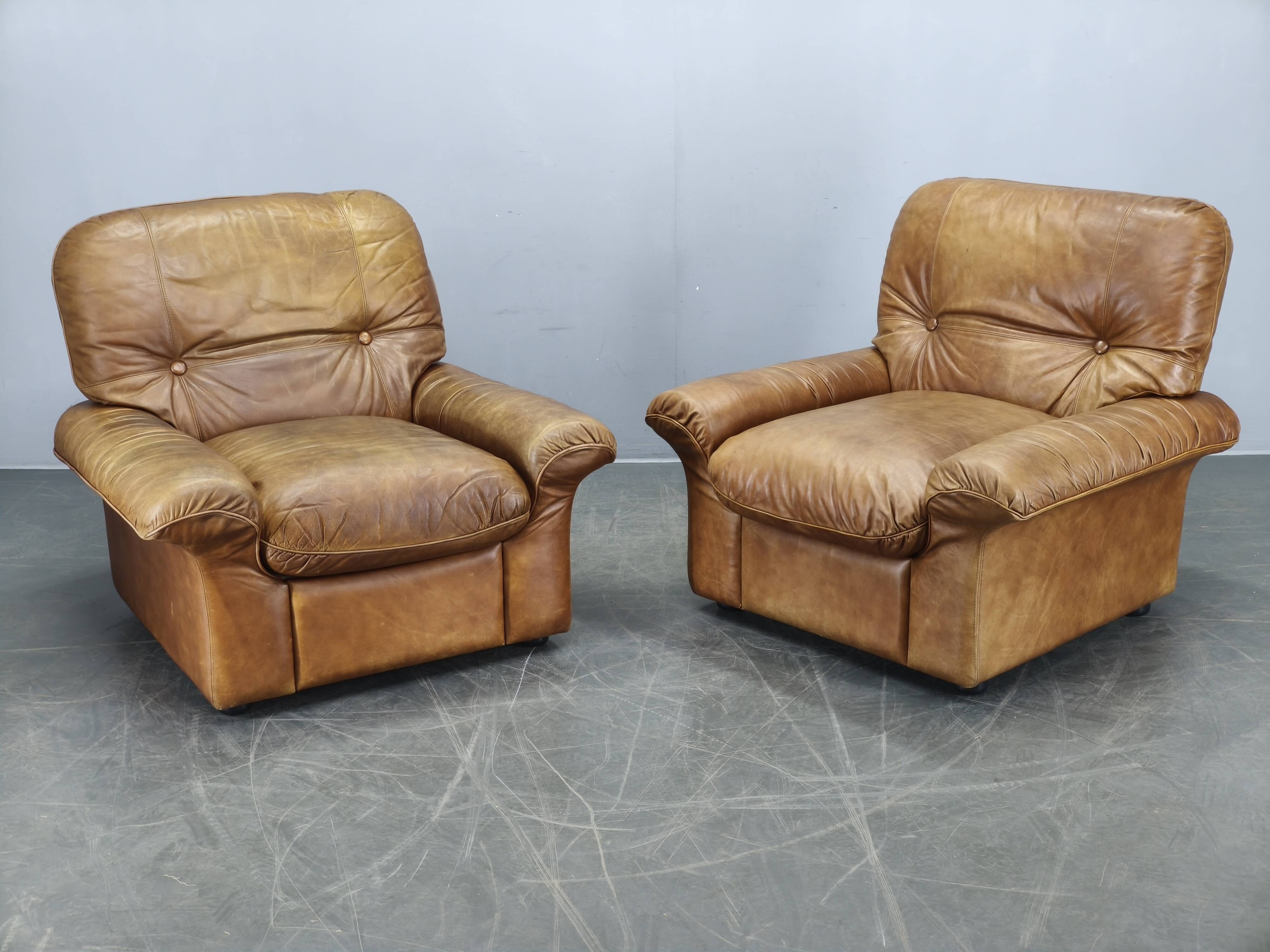 Pair of Arcon Italia Cognac Buffalo Leather Lounge Armchairs