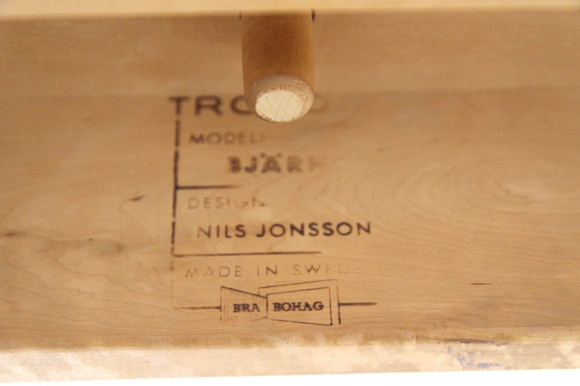 Oak dining table "Bjärni", Nils Jonsson, Troed