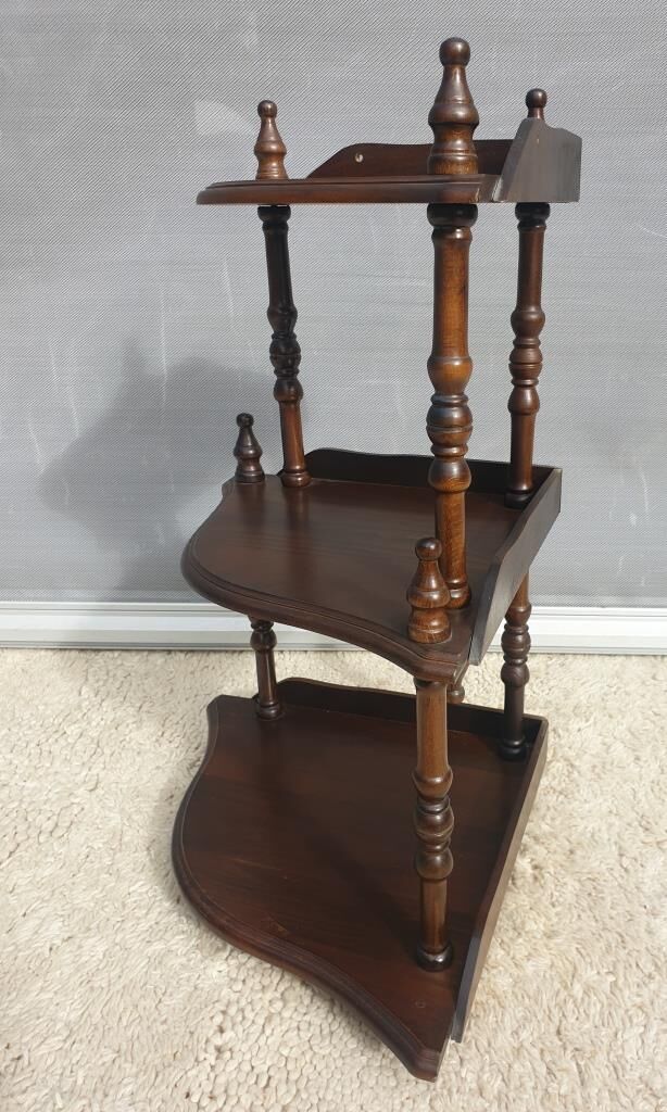 Wall-mounted corner display with 3 mahogany shelves