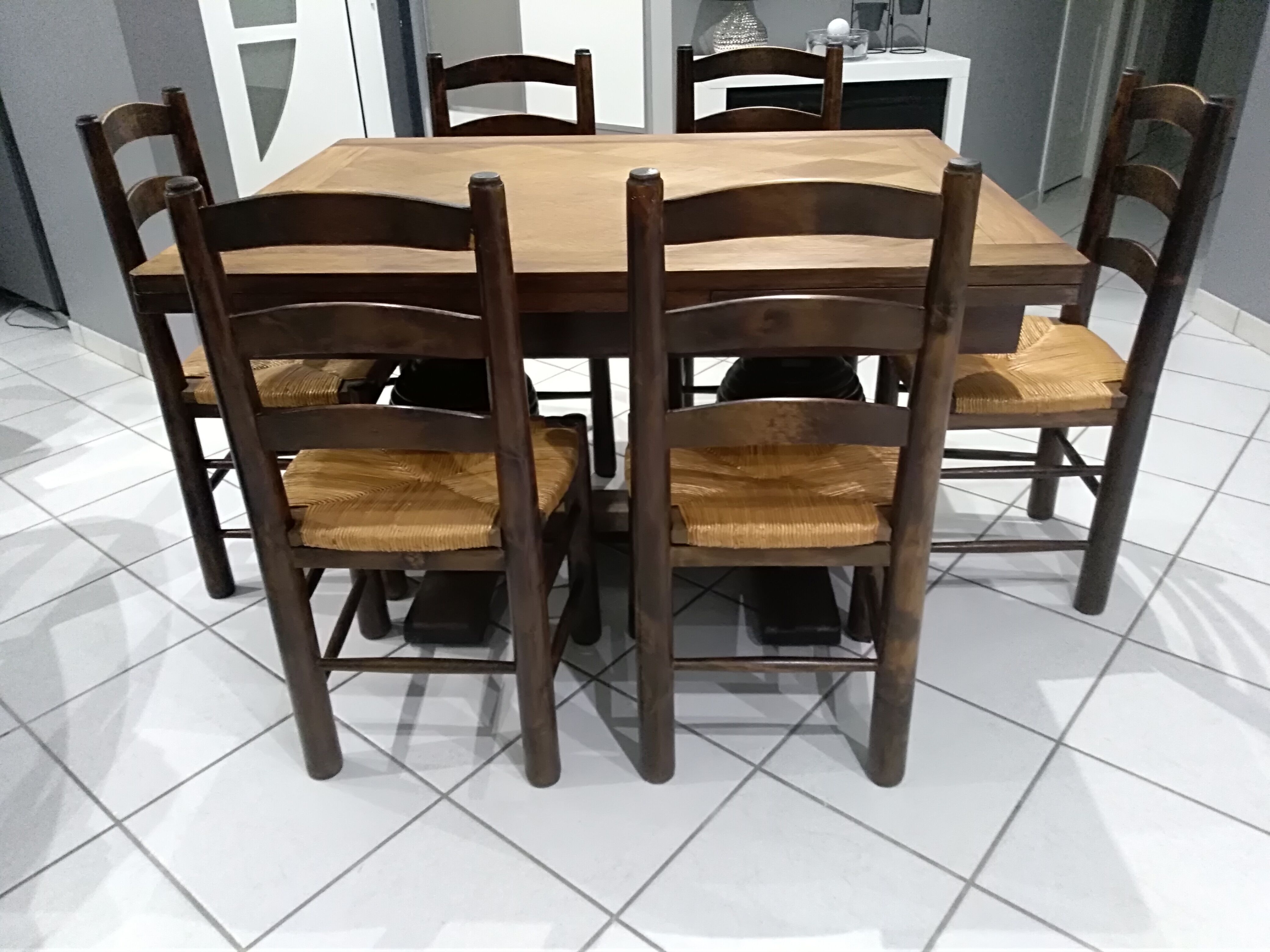 Suite of 6 brutalist straw chairs, 1940s