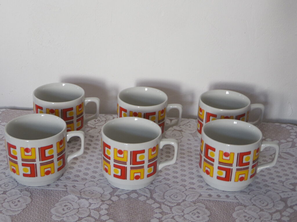 6 vintage Tognana cups 70's