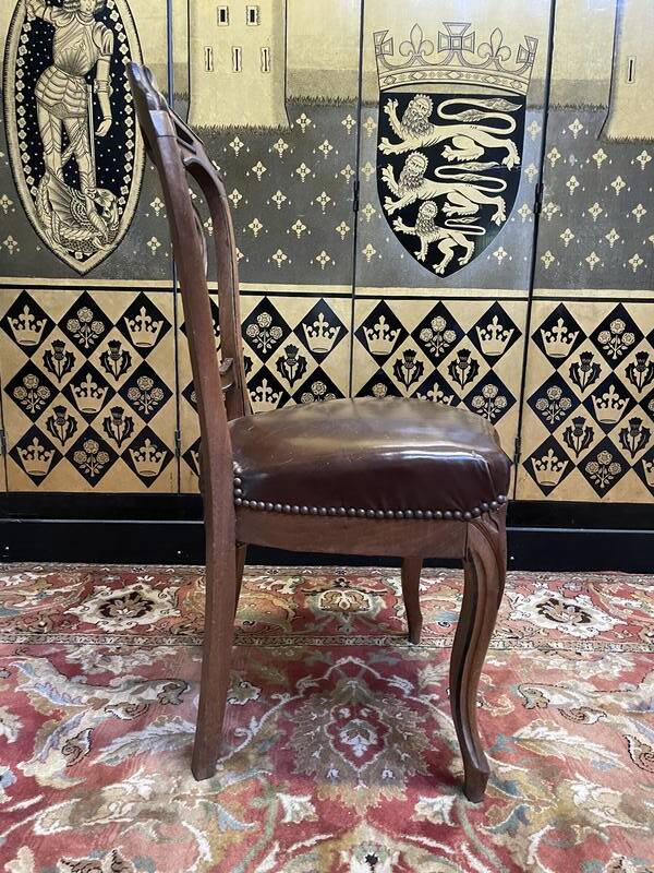 Set of 8 Italian Louis Philippe chairs from the Napoleon III period in leather