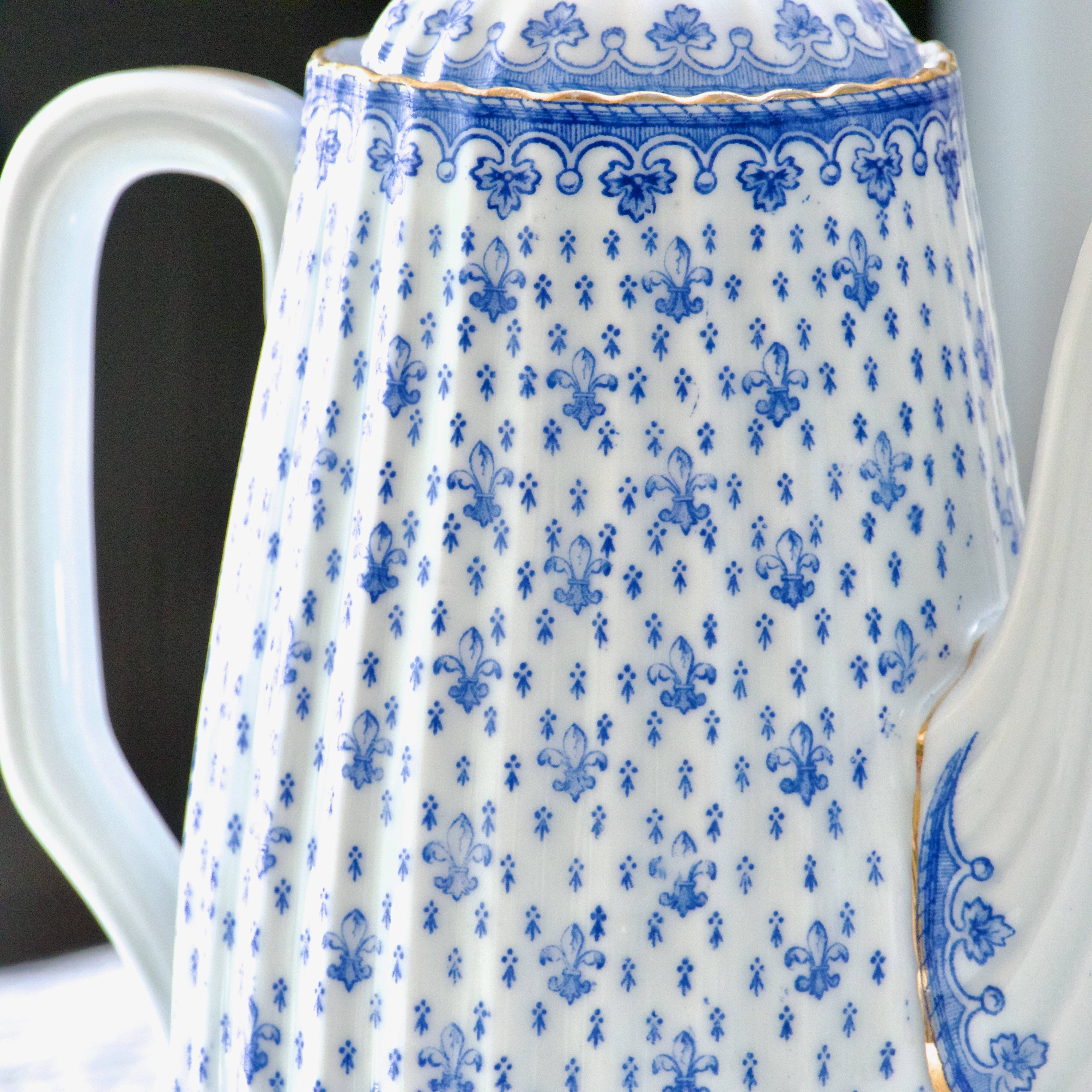 Large 1909 Oscar Shaller Fleur de Lys Porcelain Coffee Pot
