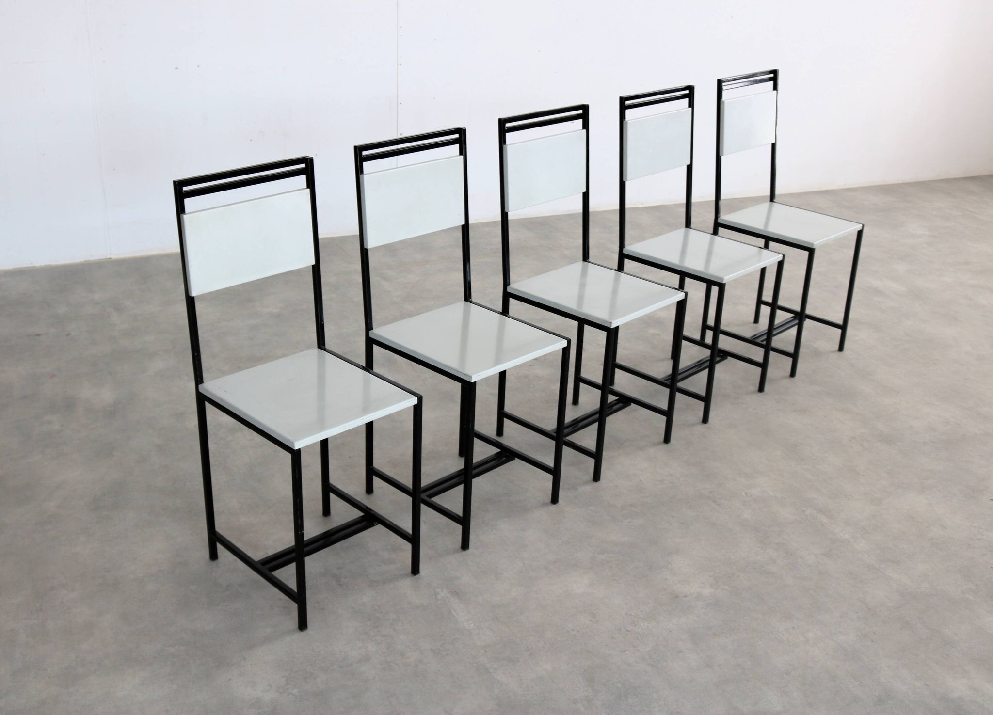 5 chaises de salle à manger, années 1960
