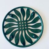 Enamelled cast iron trivets