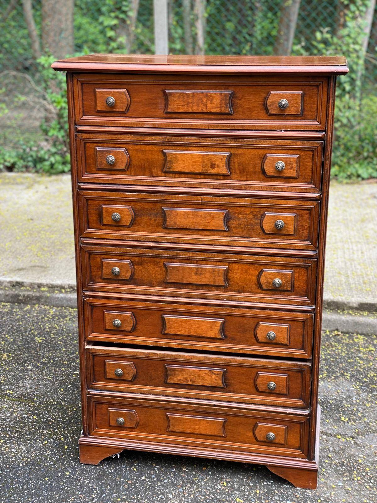 Semainier commode vintage 7 tiroirs coloniale en bois