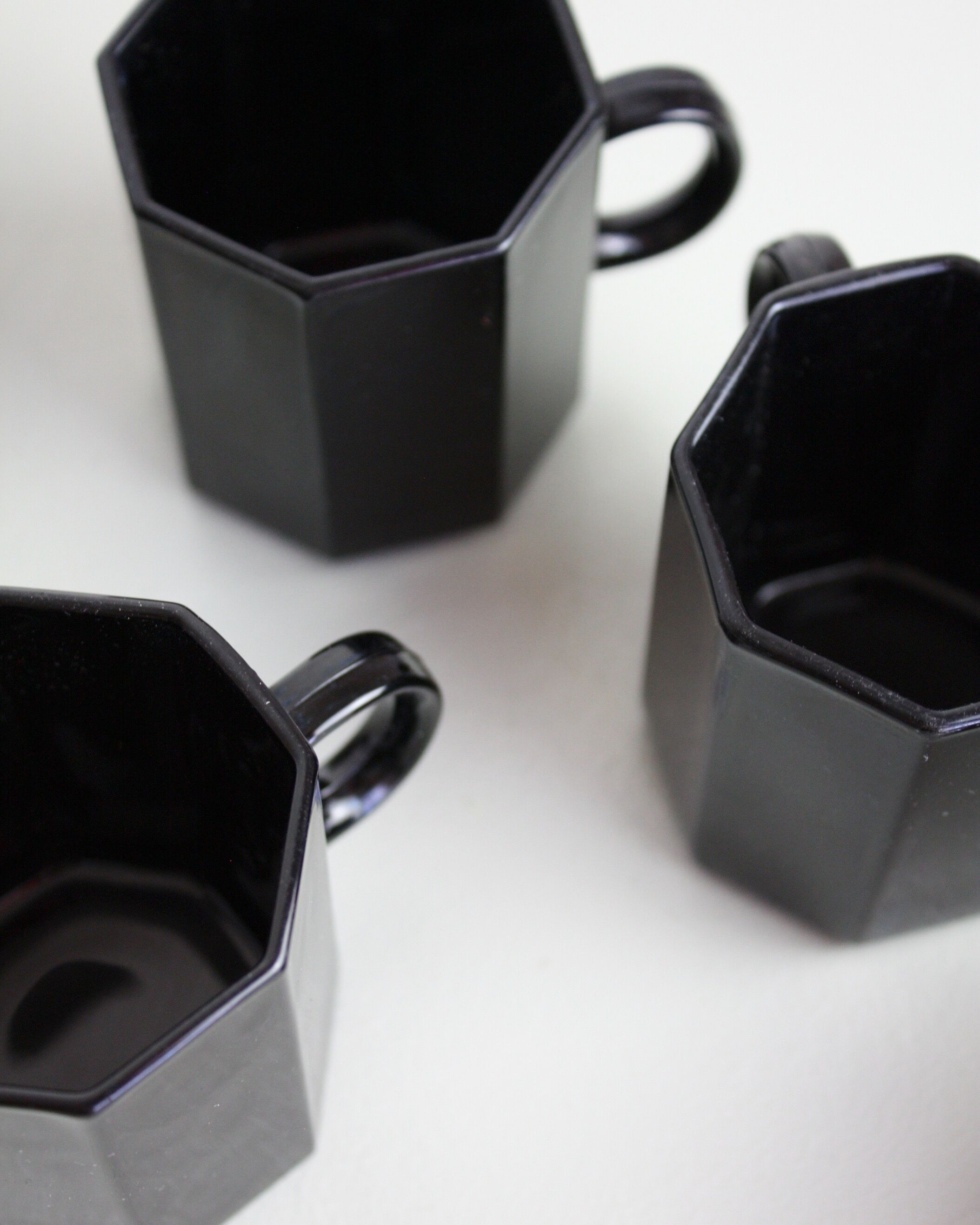 7 black cups Octime Arcoroc Esso collection