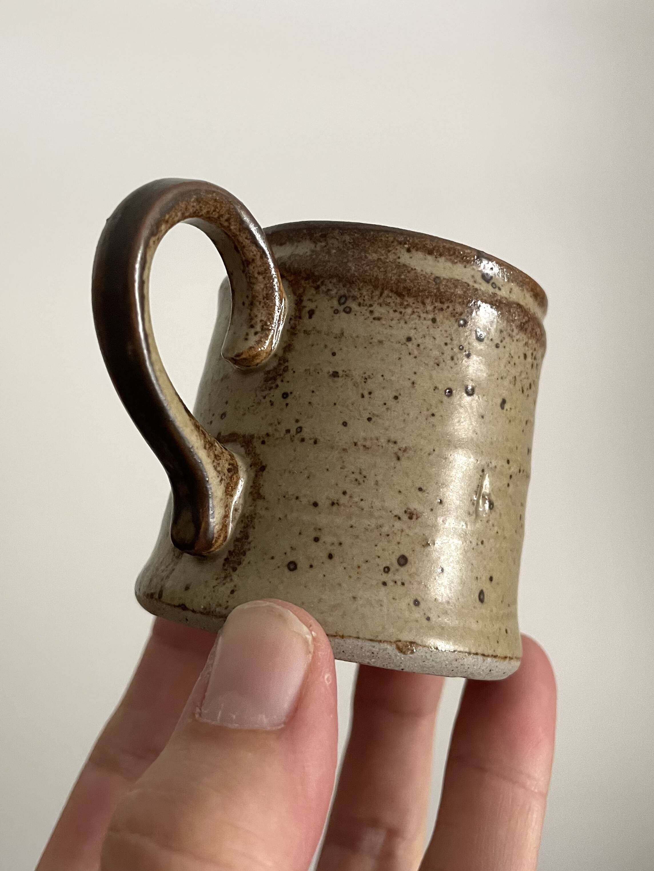 Théière avec 2 tasse à café en grès design vintage