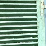 Old wood volet mint color