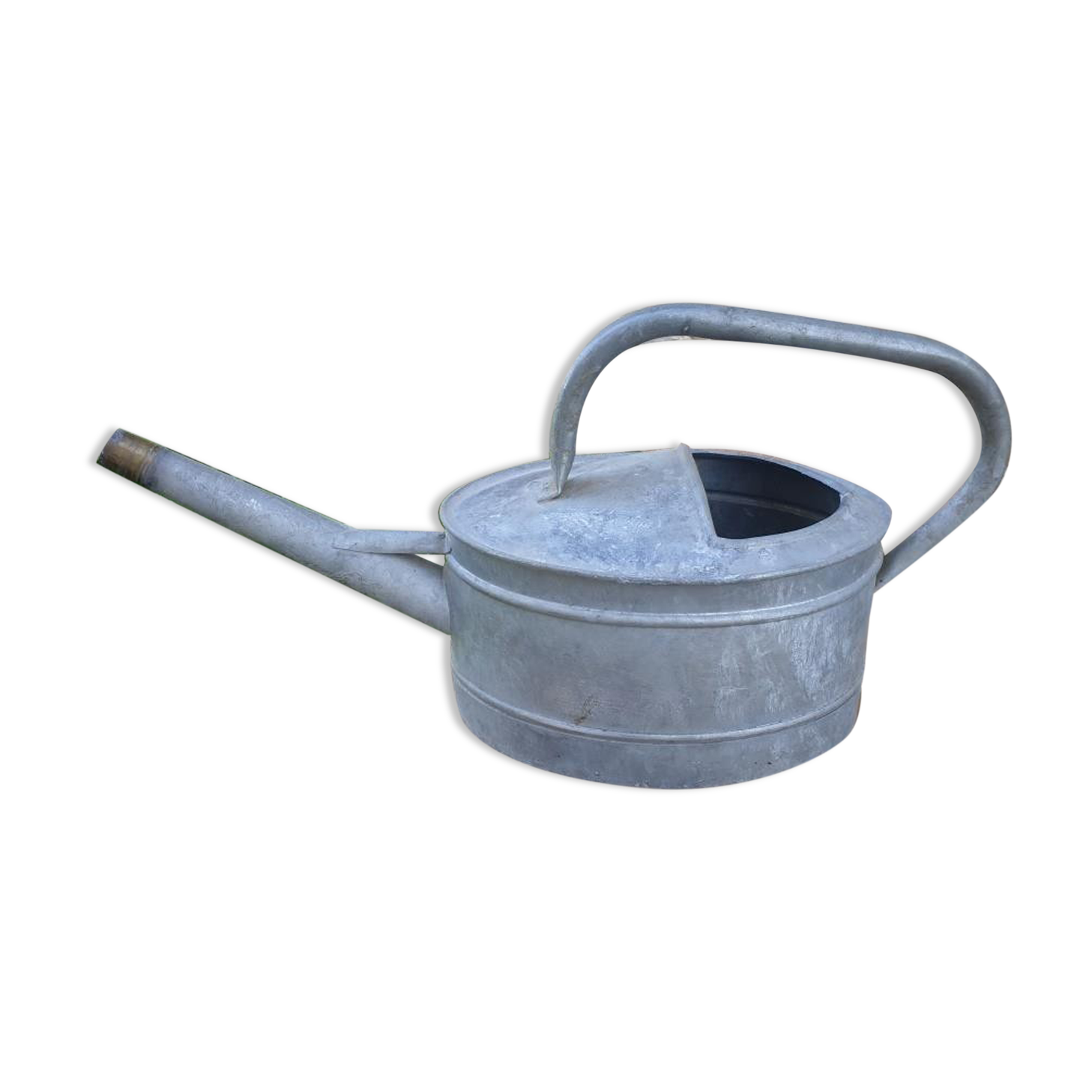 Zinc watering can