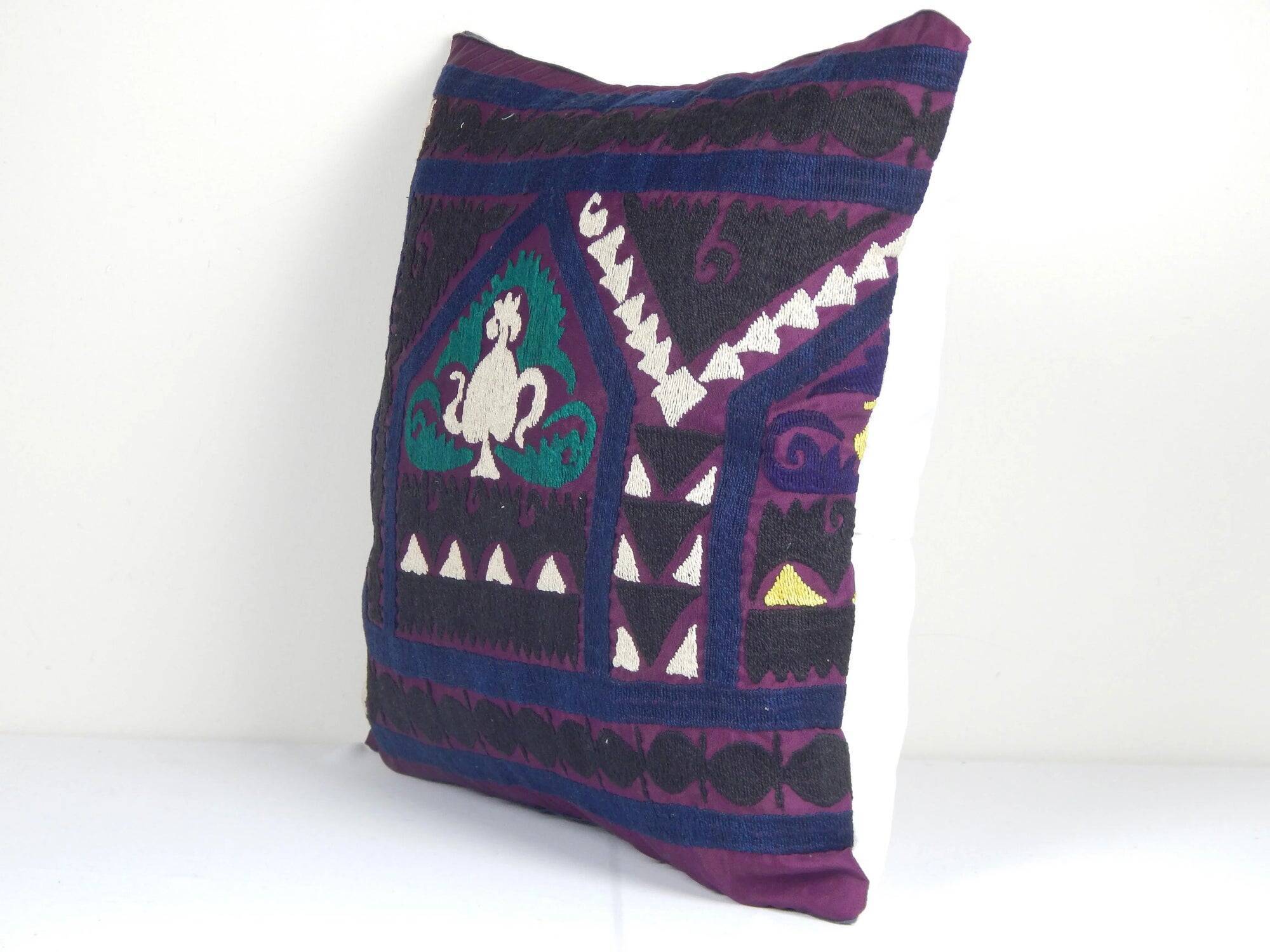 Vintage embroidered cushion cover 46x46 cm