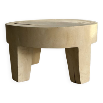 Coffee table, table basse quadripode en bois massif monoxyle couleur blanche D:62,5cm