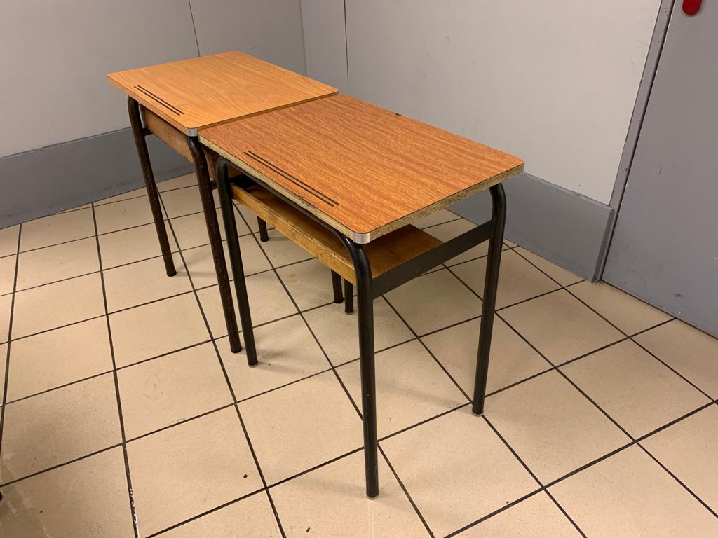 Lot de 6 tables d'écoliers