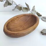 Pretty basket in solid wood oval shape