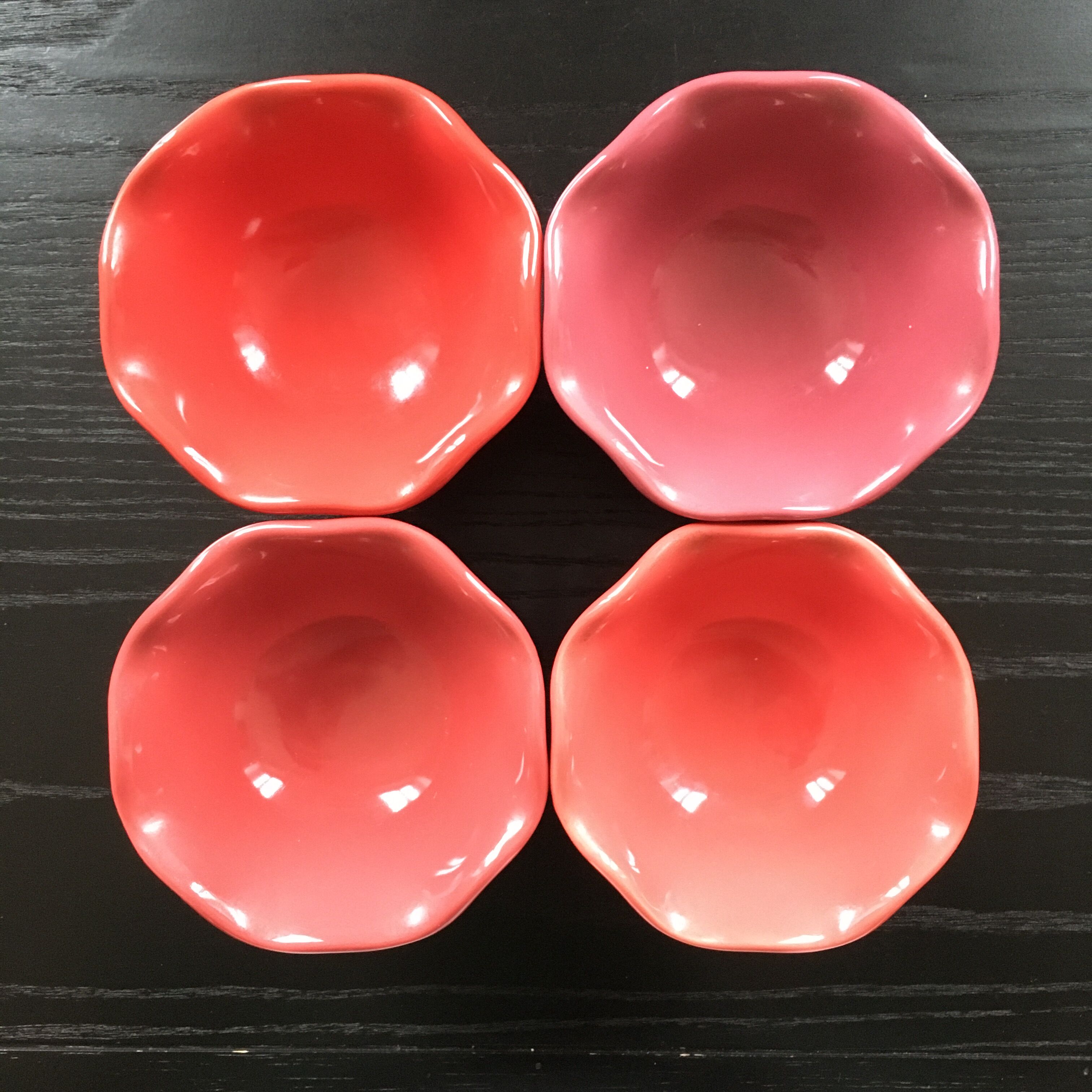 Set of 4 ice cream bowls