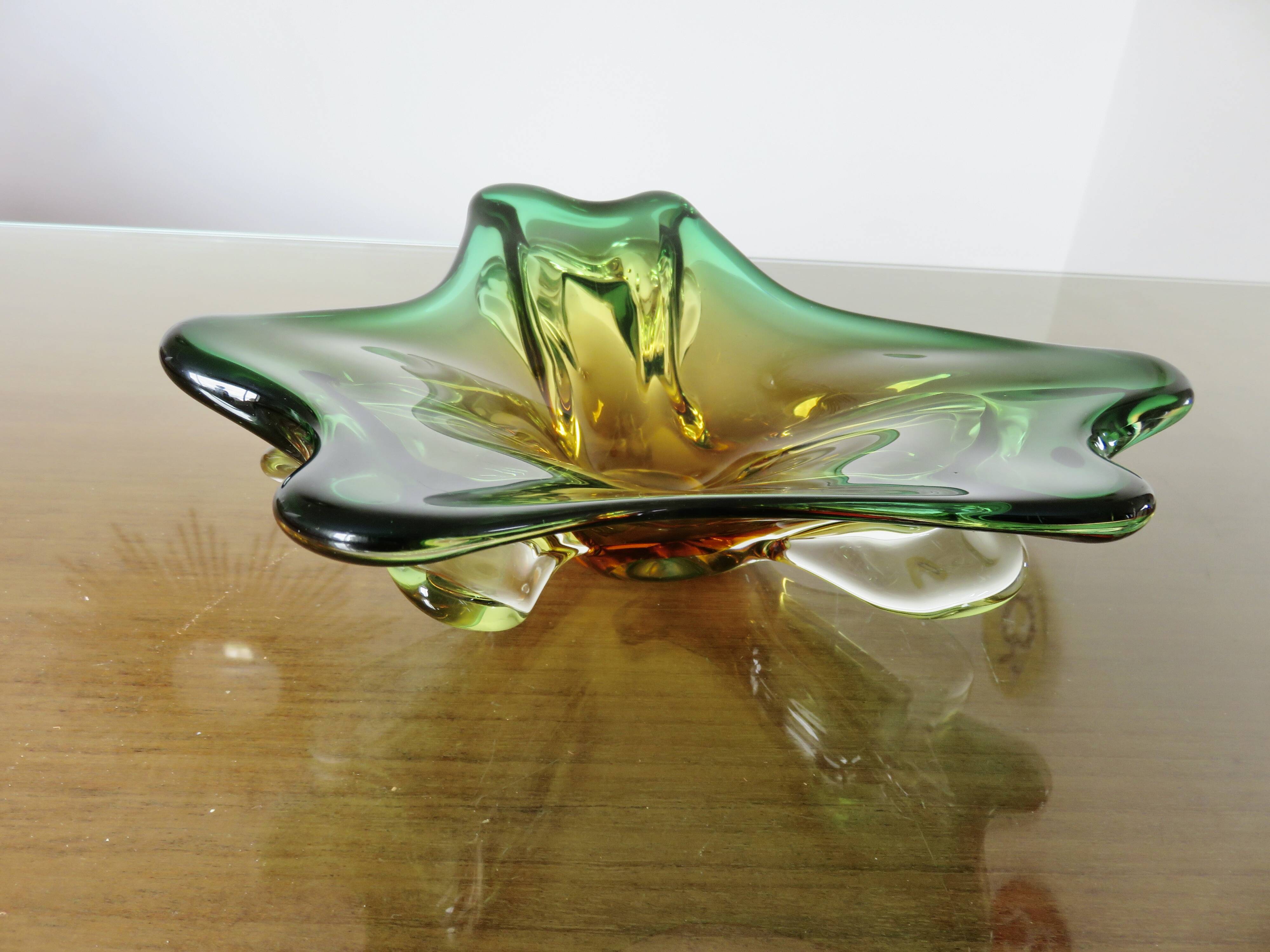 Vide poche en verre de Murano vert, ambre et transparent, années 60 70