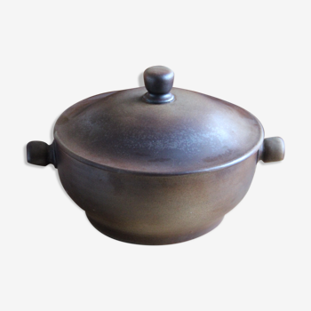 Sandstone soup pot of the Arnon France