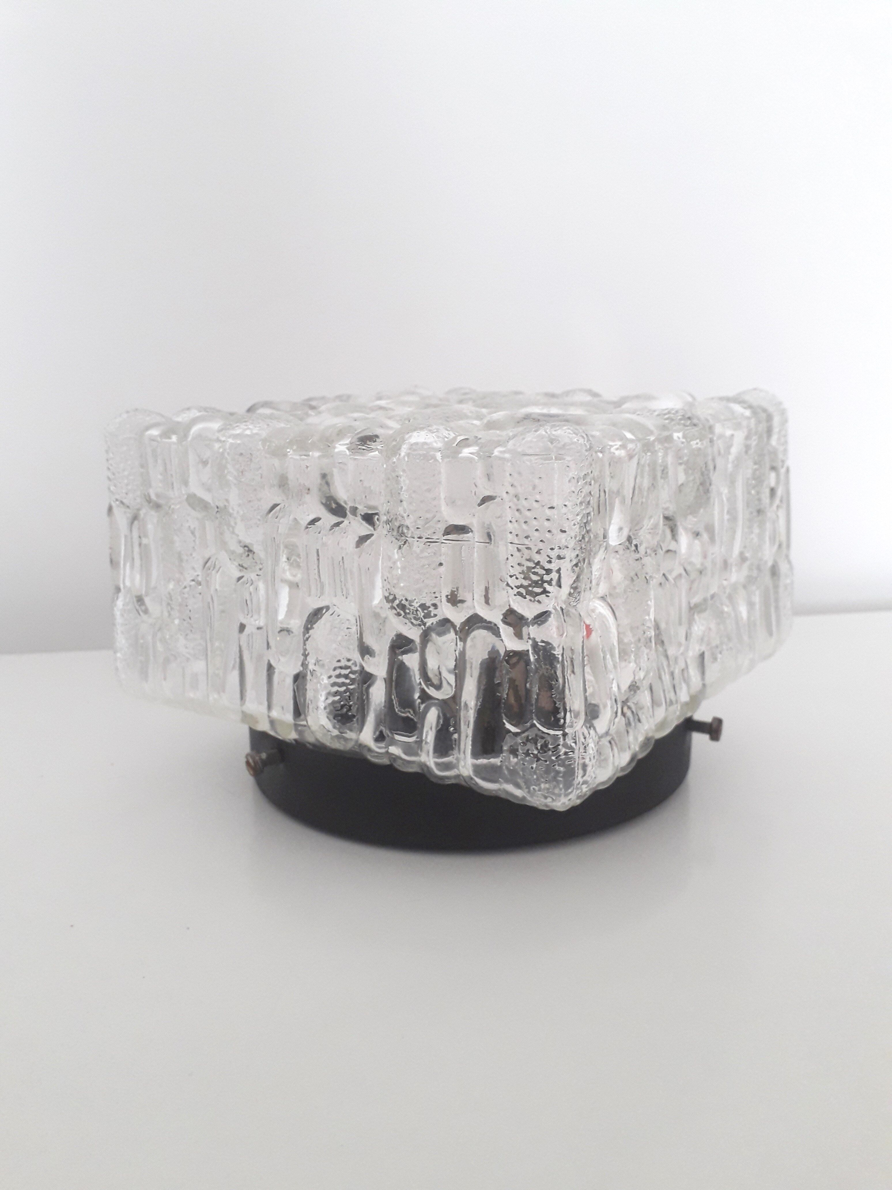 Ceiling lamp / vintage wall lamp - Molded glass - Square shape - 1970