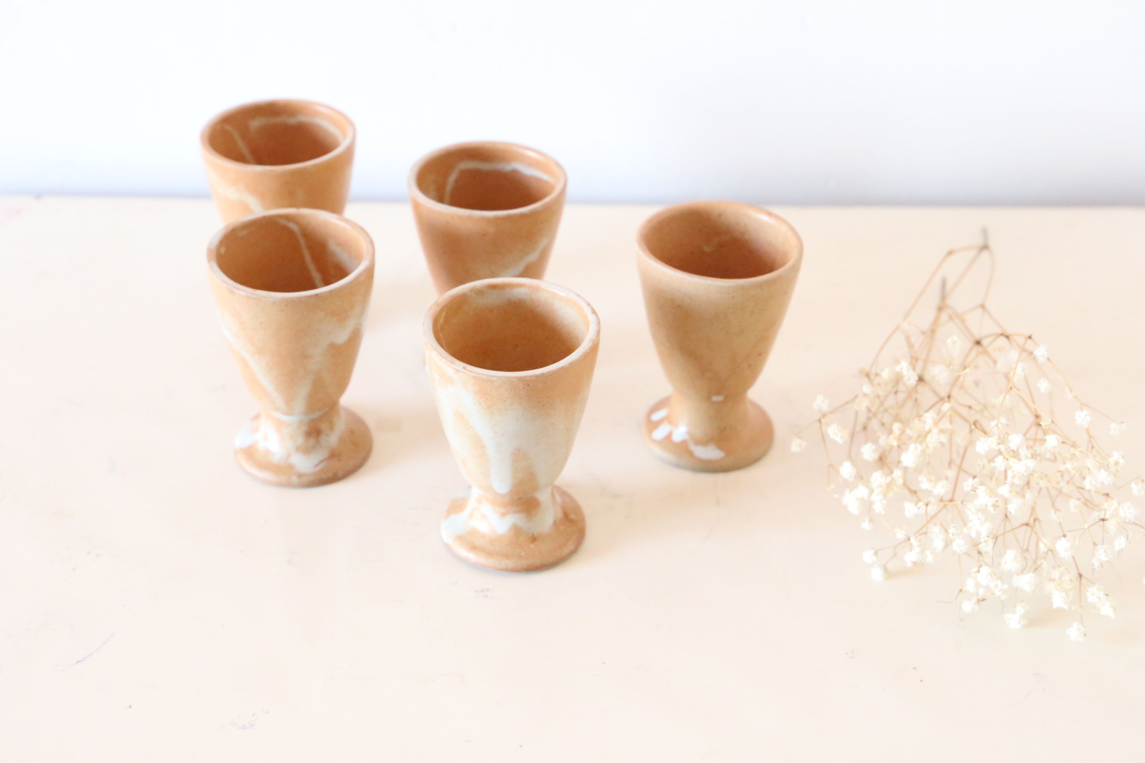 Set of 5 glasses on foot in sandstone, vintage