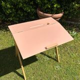 Children's desk with compass feet