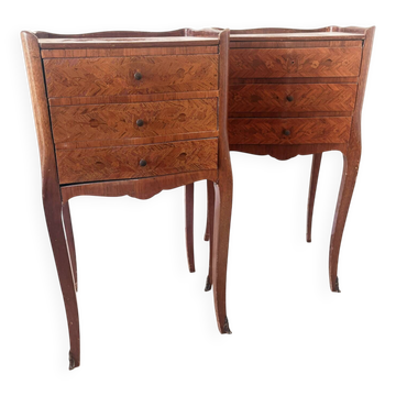 Set of 2 Louis XV style bedside tables.