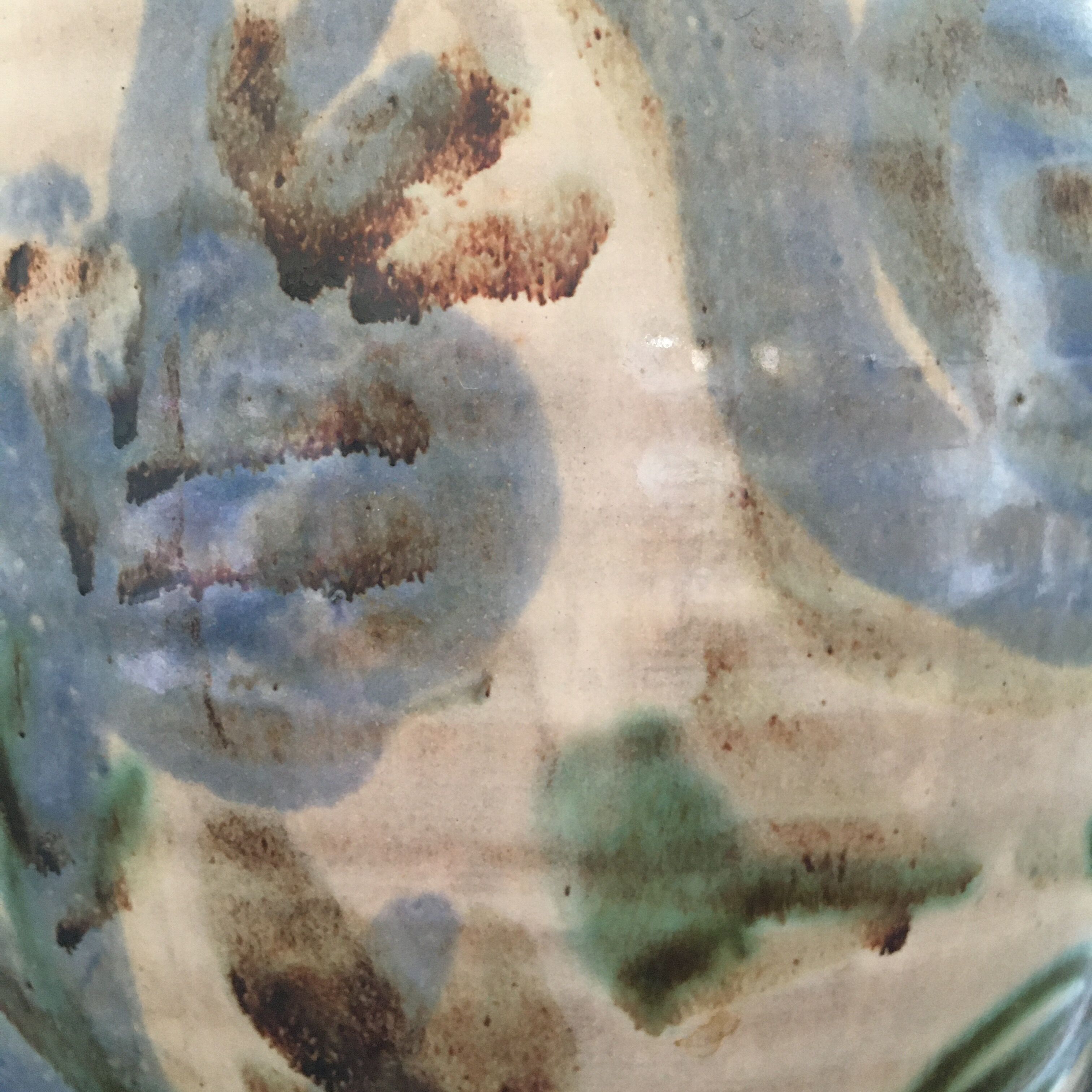 XL vase with floral decoration