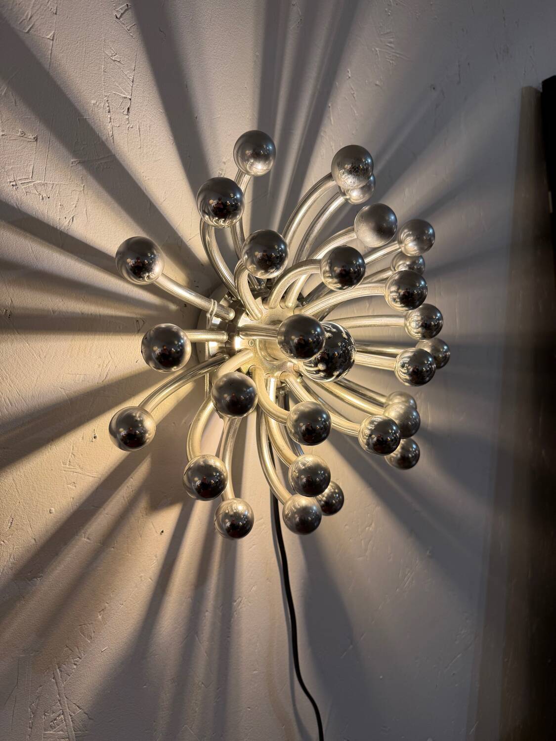 Applique “Pistillino” par Studio Tetrarch pour Valenti Luce – 1969