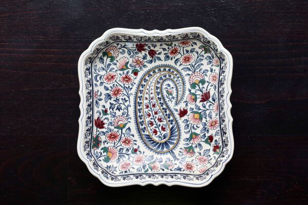 Plat carré creux vintage Gien faïence motif cachemire années 60
