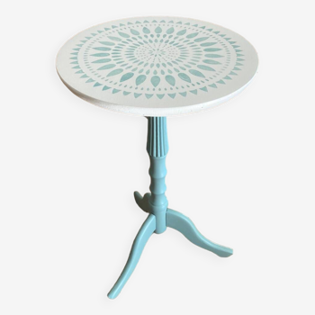 Small pedestal table