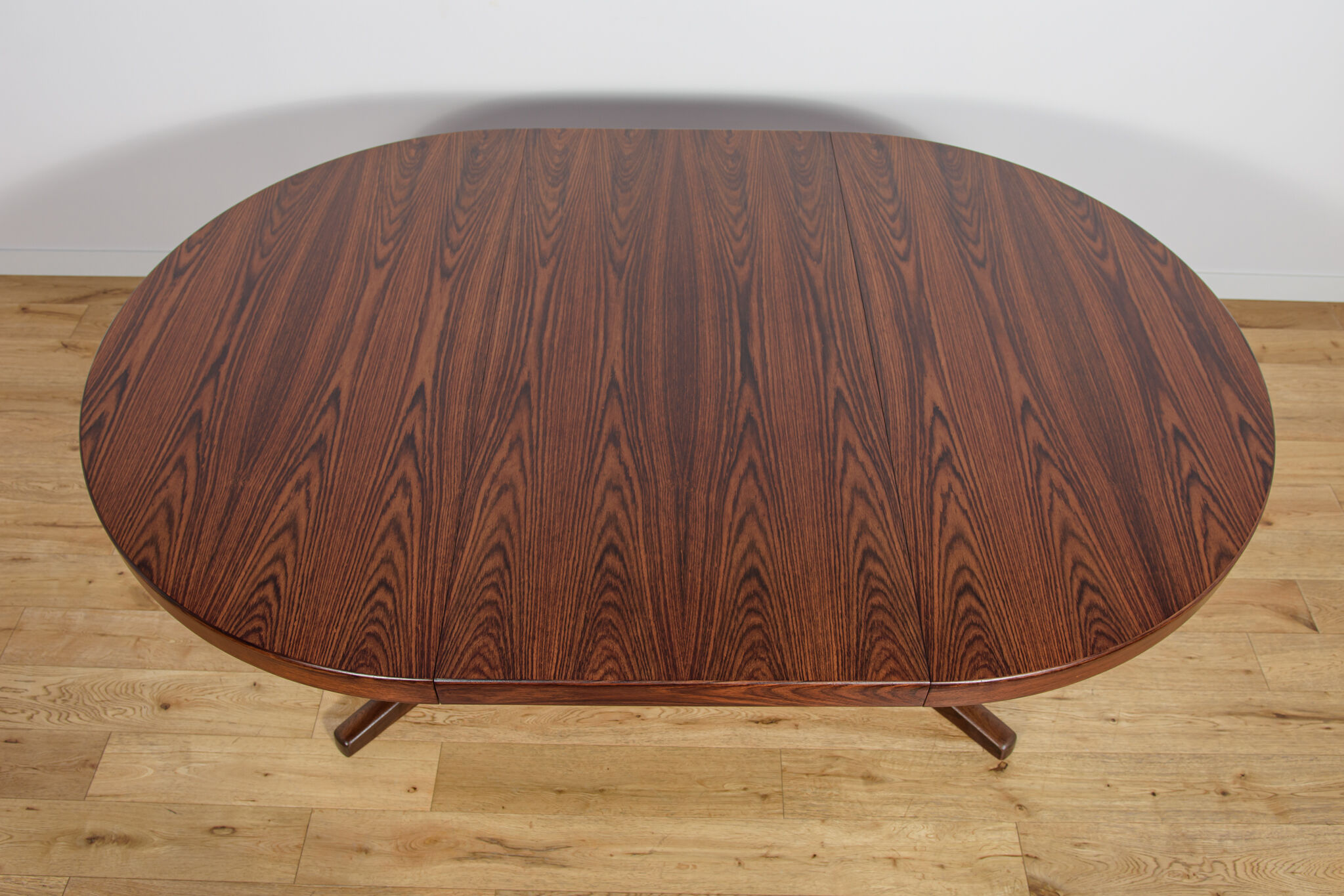 Mid-century round rosewood extendable dining table, Denmark, 1960s