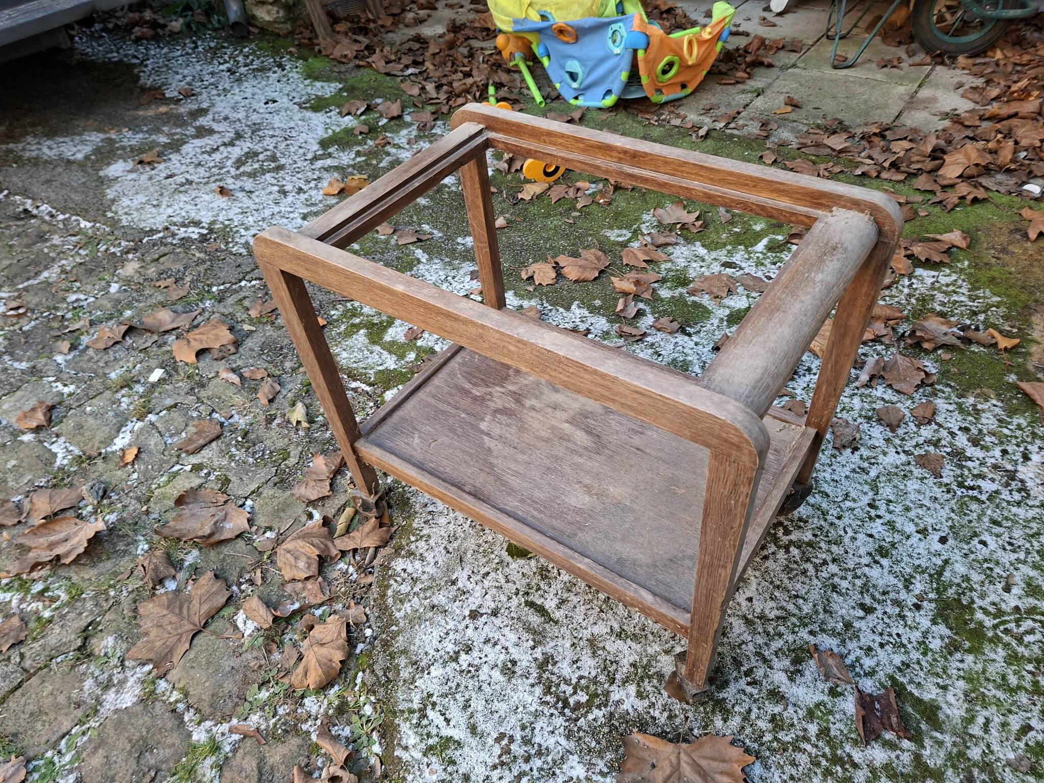 Removable dessert tray