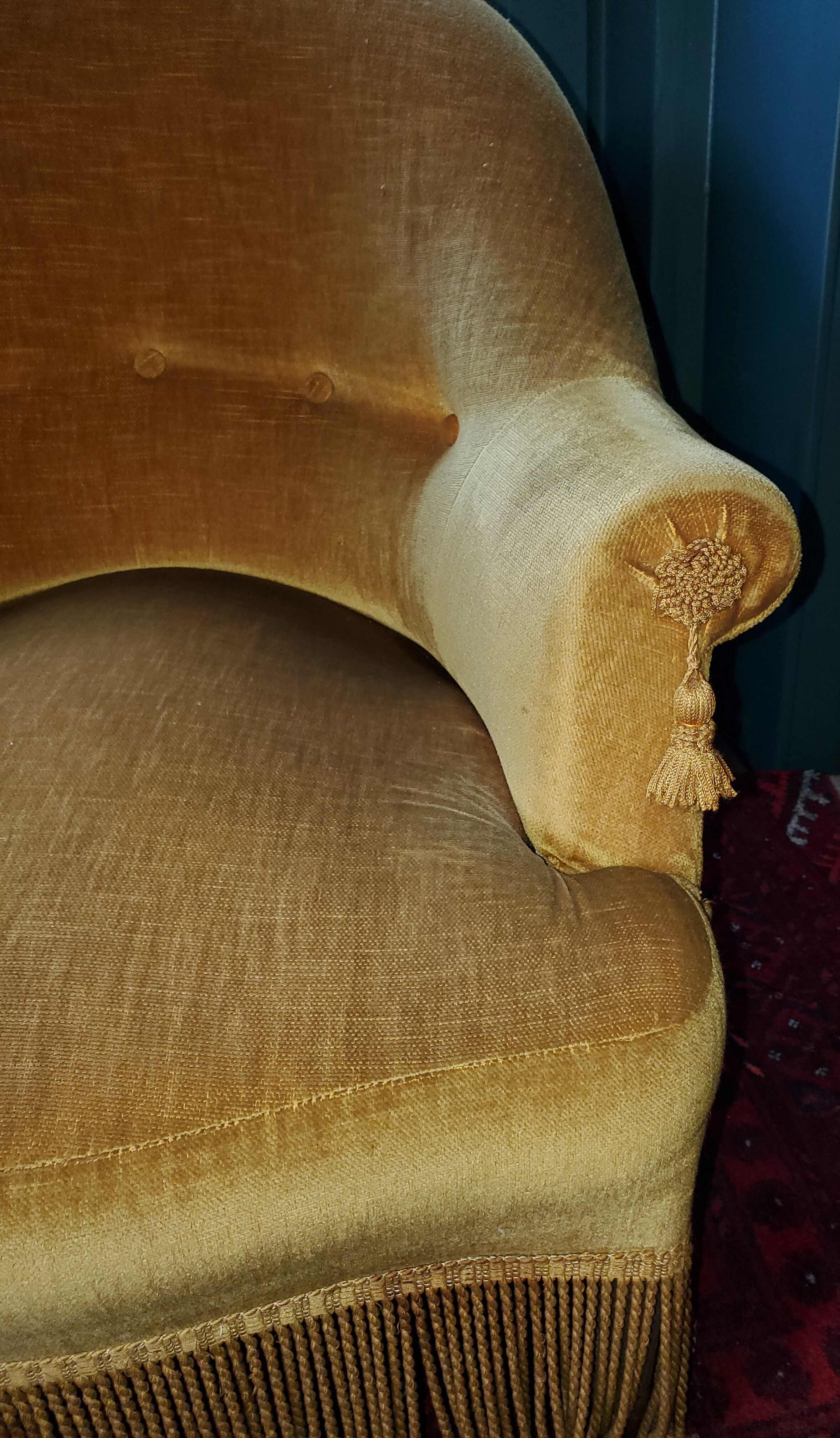 Golden yellow toad armchair