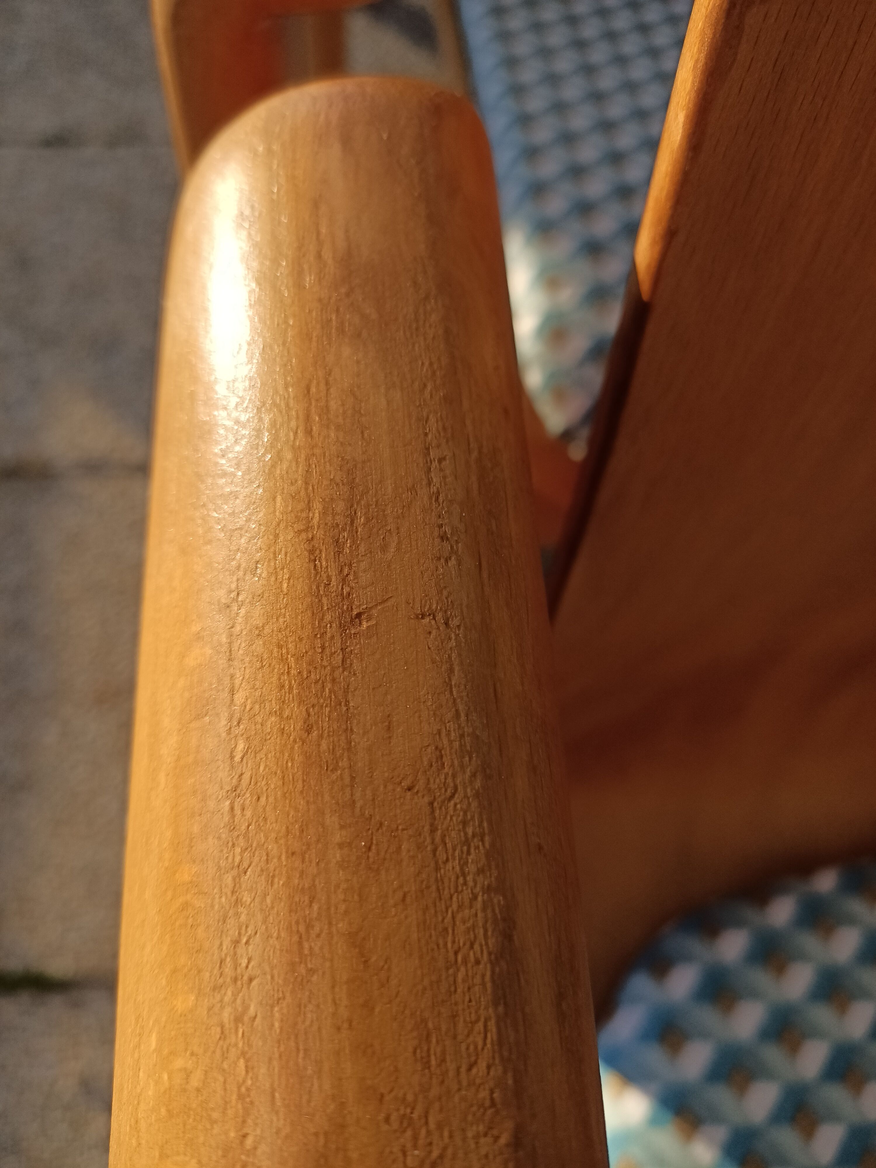 6 Scandinavian wooden chairs