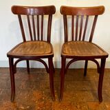 Chaises de bistrot Parisiennes