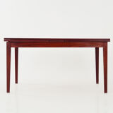 Folding table designed by Skovby scandinavian design