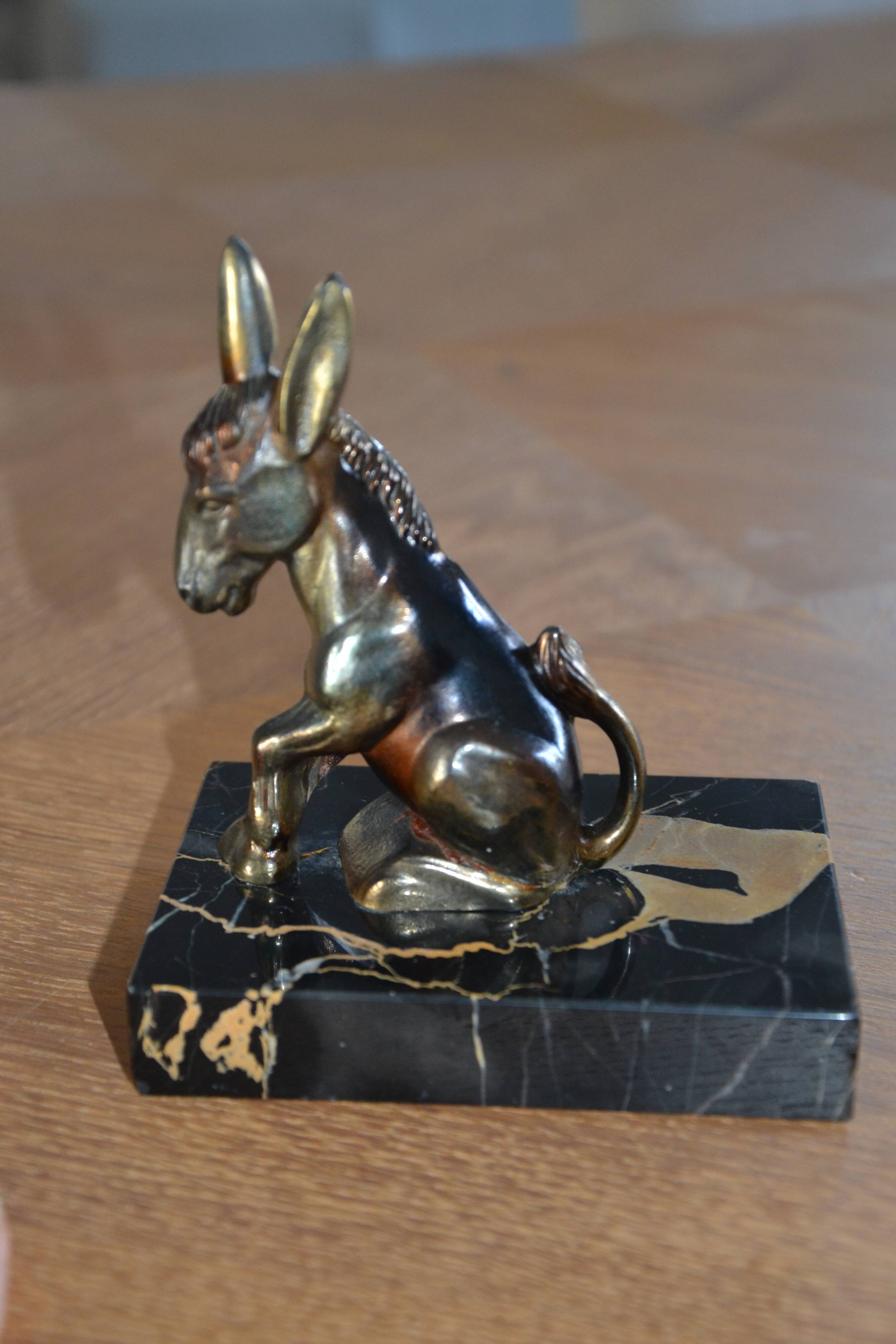 Free-standing donkey in resin