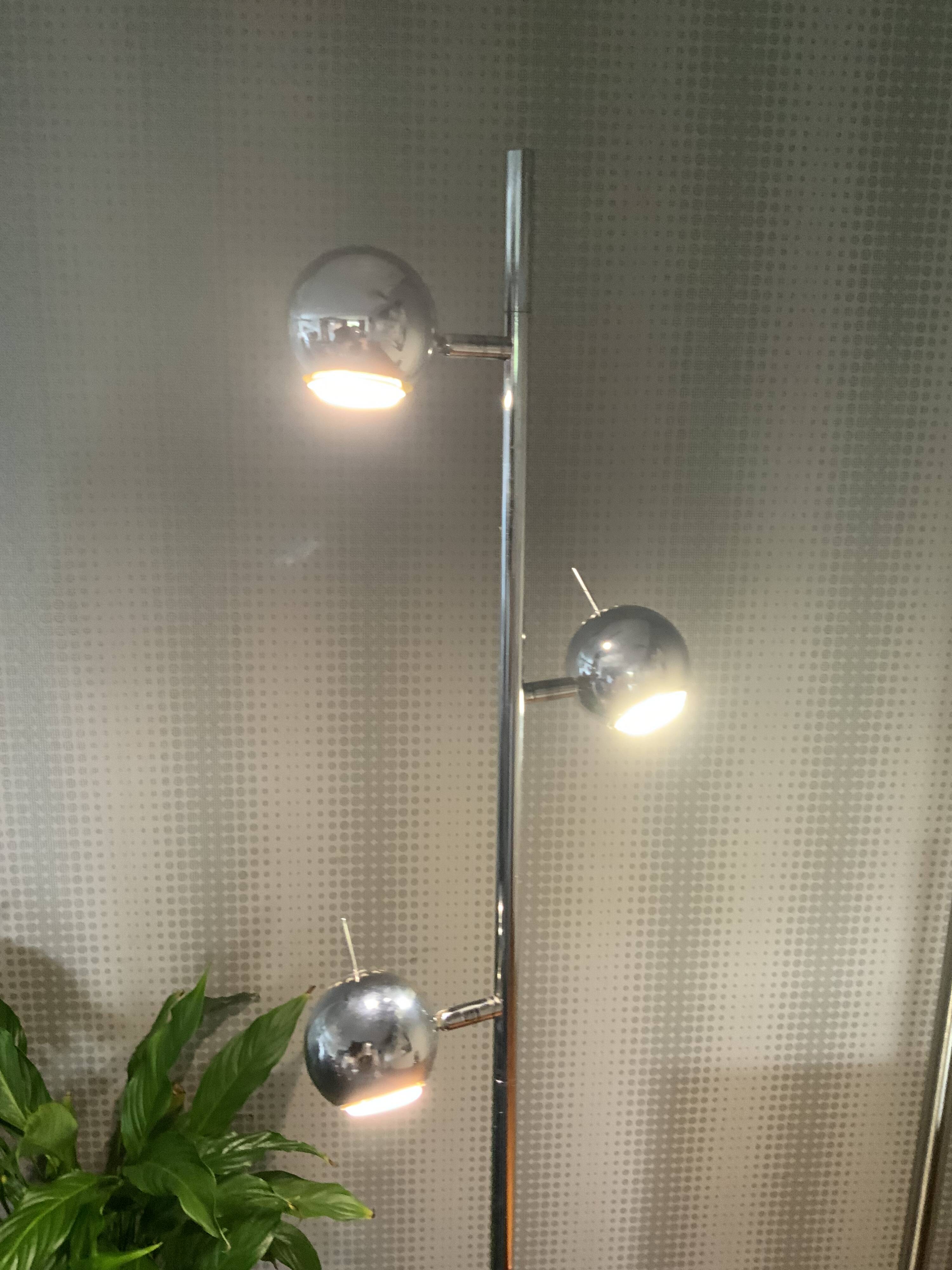 Seylumiere eyeball floor lamp