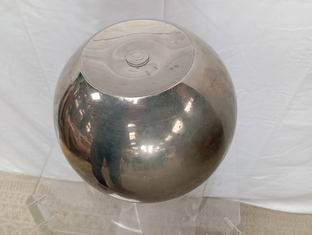 Thermid silver metal tomato ice bucket