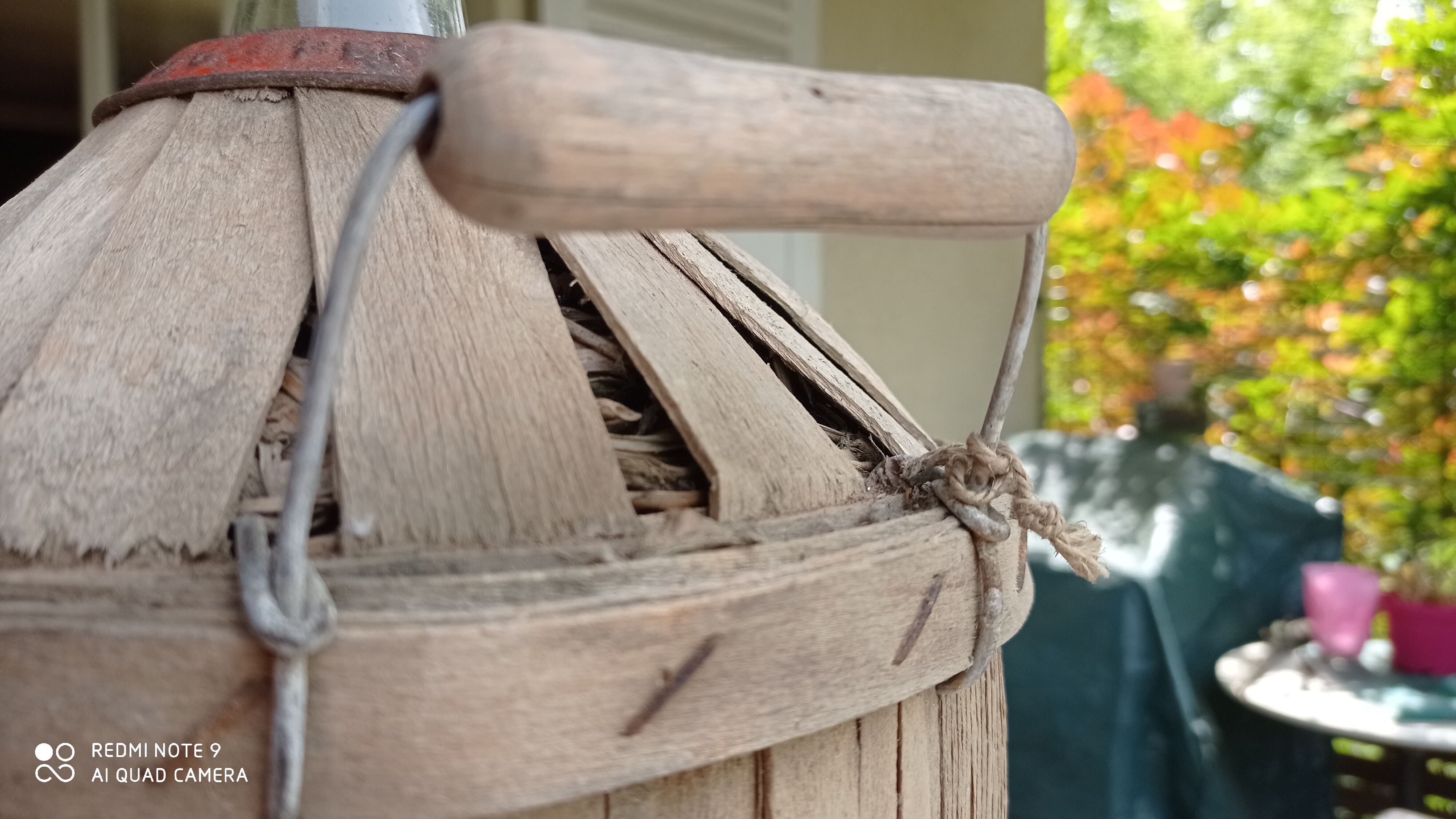 Lady Jeanne canister