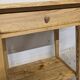 Table d'appoint en bois brut