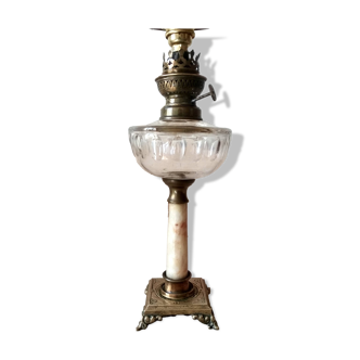 Electrified oil lamp in art nouveau style