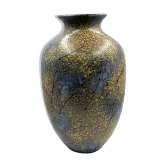 Rusha floor vase