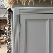 Armoire parisienne grise (rénovée)