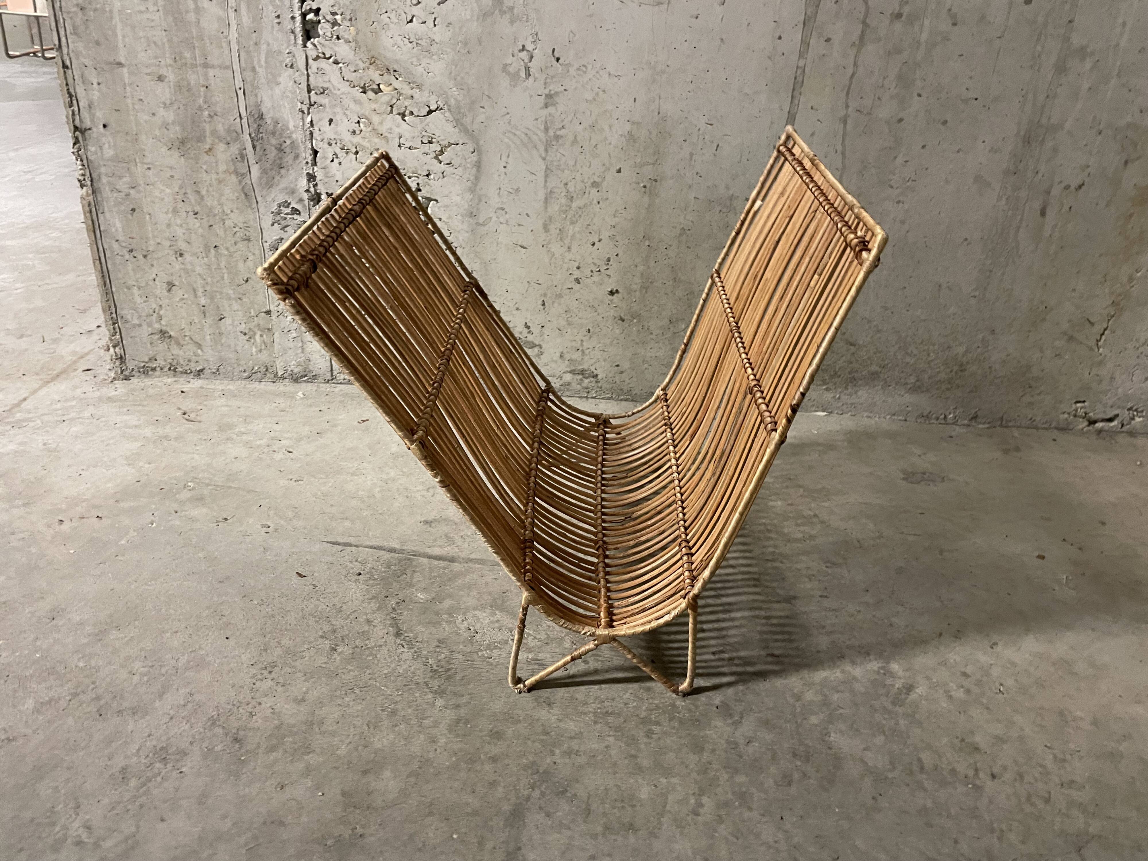 Rattan magazine rack from the 60s