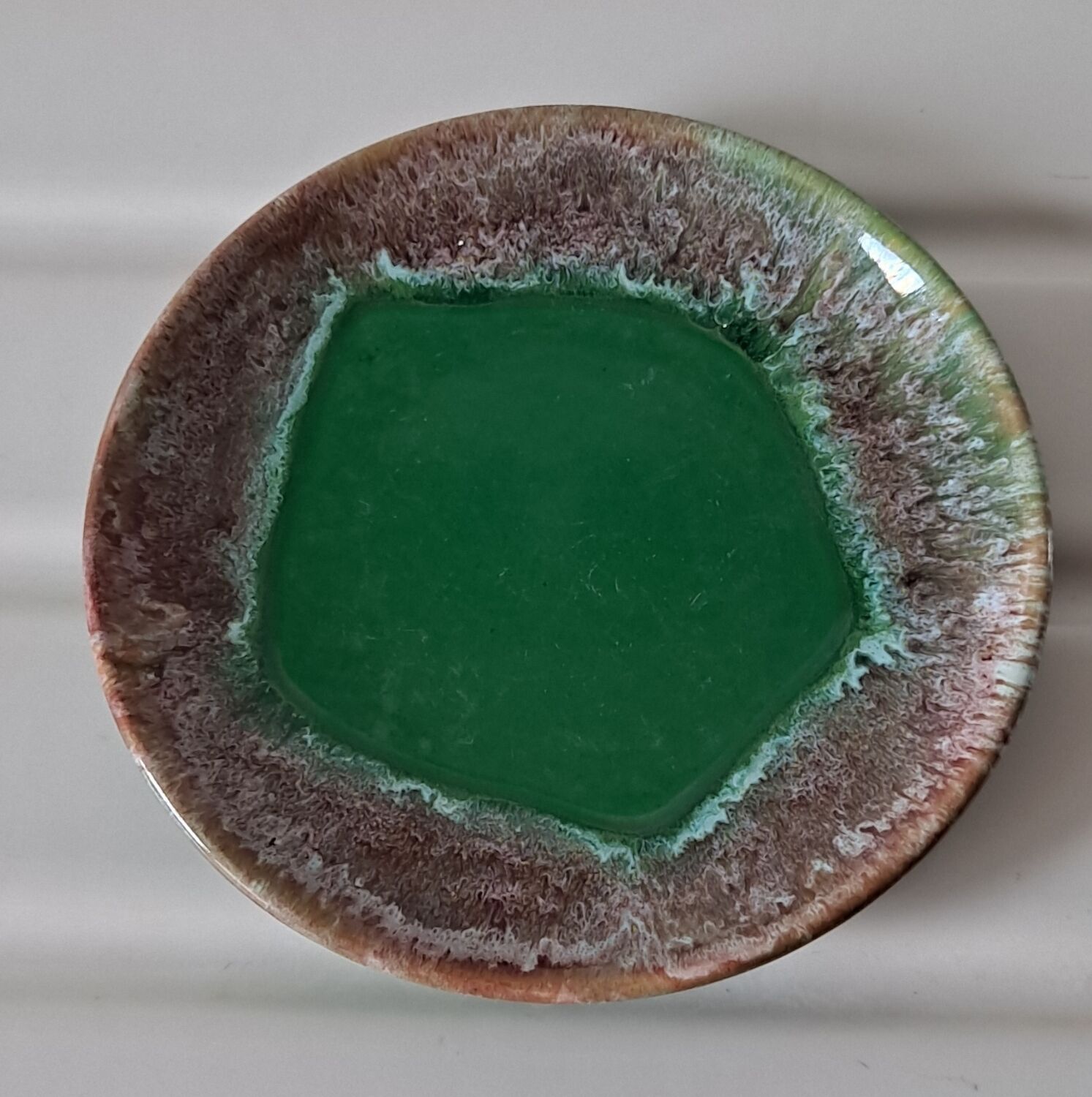 Vallauris style saucer cup