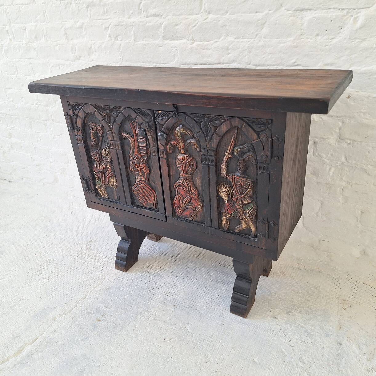 Arts of México Spanish colonial carved  painted console / sideboard, 1940s